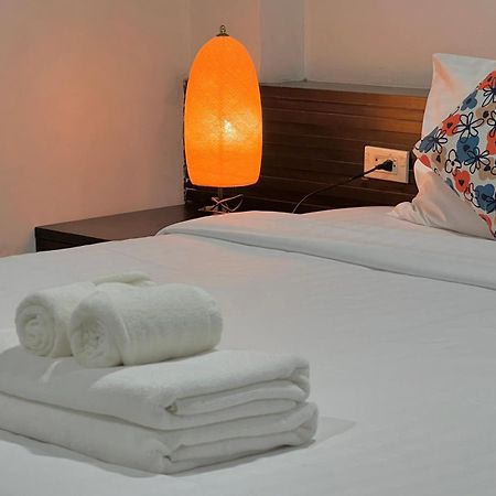 De Nawarat Chiangmai Boutique Apartment Chiang Mai Dış mekan fotoğraf
